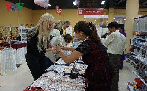 khai mac hoi cho "tuan le hang ha noi tai moscow - 2016" hinh 3