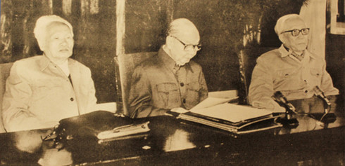 tổng bí thư trường chinh nhà lãnh đạo kiệt xuất hình 2 tong bi thu truong chinh nha lanh dao kiet xuat hinh 2