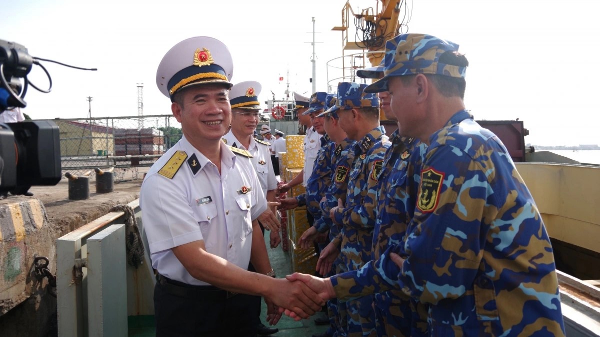 베트남 해군 제129해단, 쯔엉사 특구 군민 대상 설 맞이 위문 방문