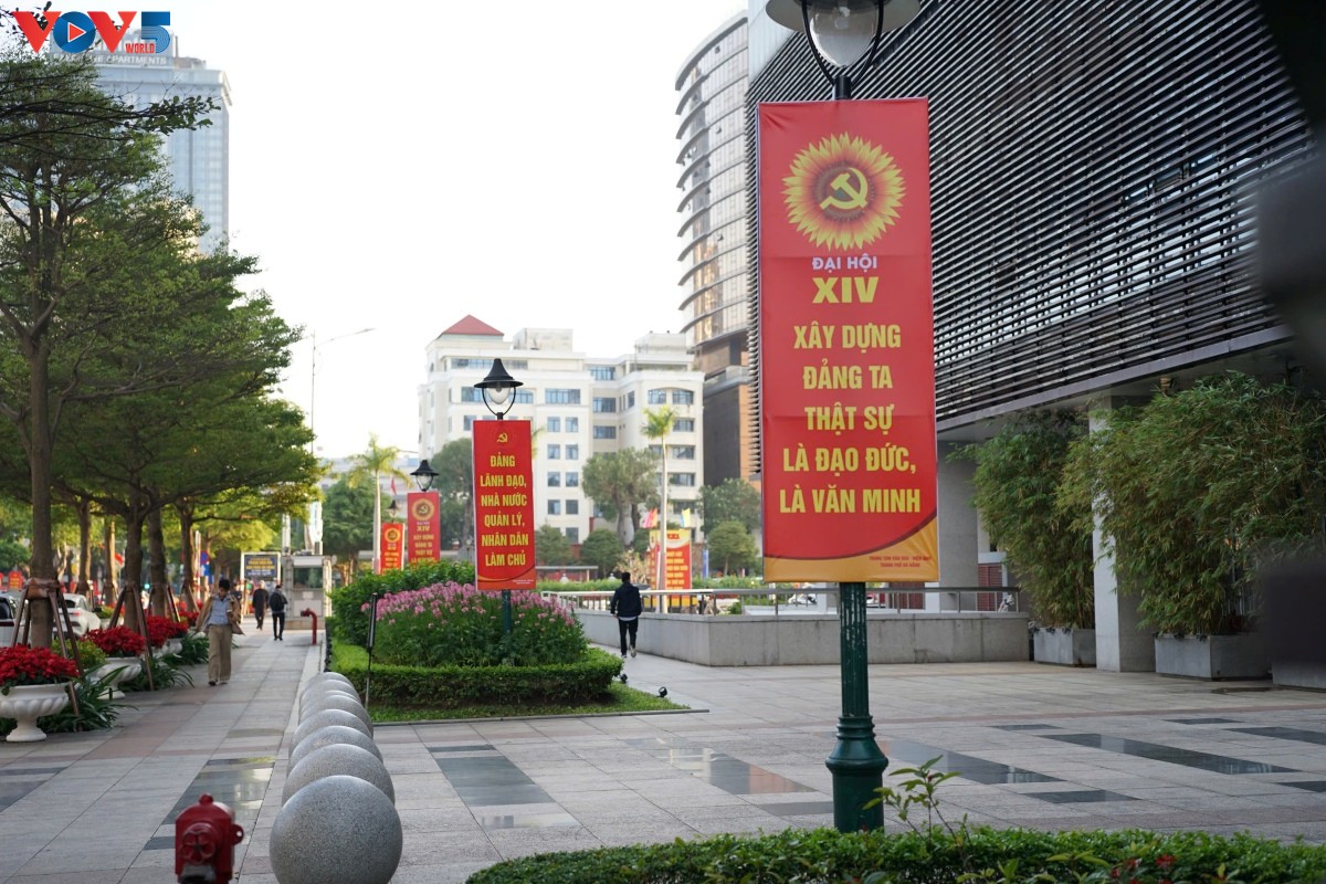 다낭 시민들, 제14차 당 대회의 전략적 결정에 깊은 신뢰와 기대 표명