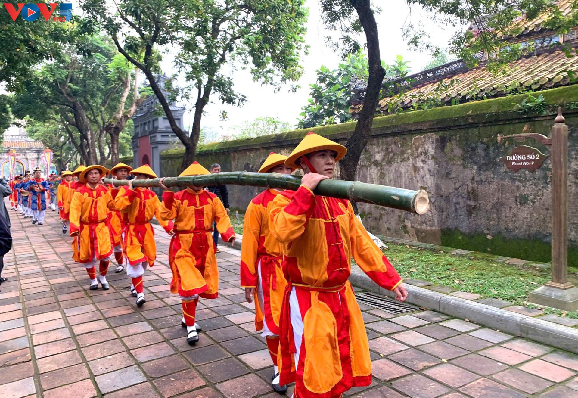 후에 황성, 설맞이 ‘네우(Nêu)’ 나무 세우기 의식 재현