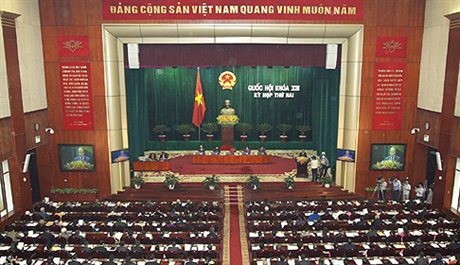 Parlamento vietnamita perfecciona sesión interpelativa