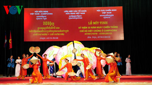 Vietnam conmemora aniversario 33 del fin del régimen genocida en Cambodia