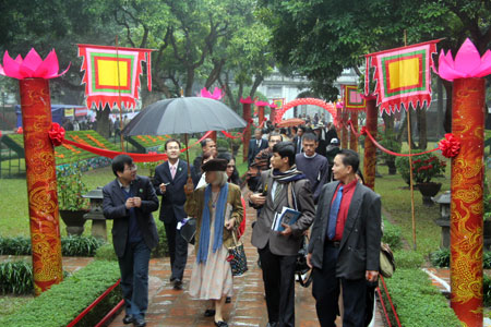 Celebran en Vietnam el décimo Día nacional de la Poesía