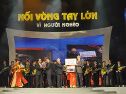 Vietnam impulsa trabajos para reducir la pobreza