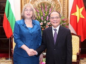 Vietnam y Bulgaria fomentan relaciones integrales