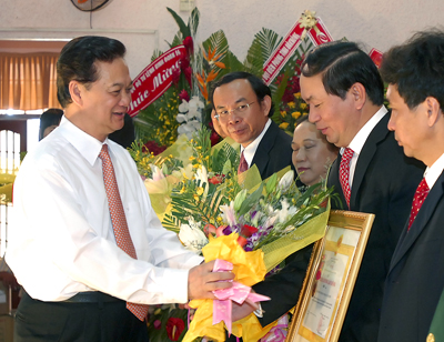 Destacan logros de Tay Nguyen en la última década