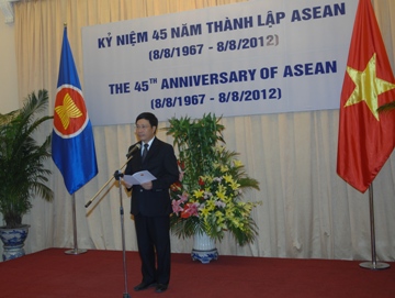 Vietnam y otros estados integrantes de ASEAN conmemoran su aniversario 45