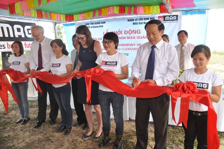Inician proyecto de desminado en Quang Nam con apoyo de EEUU