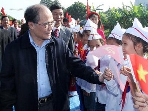 Localidades vietnamitas forjan unidad nacional con trabajos prácticos