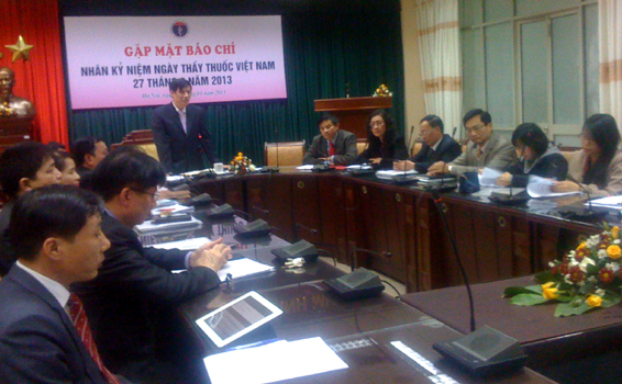Más control y mejores servicios sanitarios en Vietnam en 2013