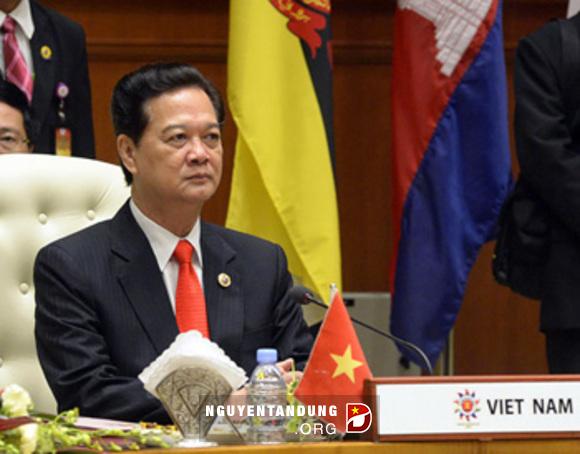 Premier vietnamita aboga por construir una comunidad de ASEAN próspera y sostenible