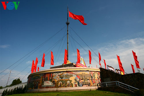 Conmemoran en diversas localidades vietnamitas la reunificación nacional