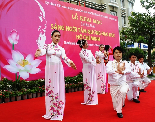 Ciudad Ho Chi Minh conmemora el 123 aniversario de presidente Ho Chi Minh