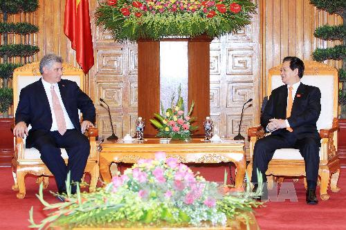 Vietnam y Cuba, juntos por el desarrollo de las relaciones tradicionales