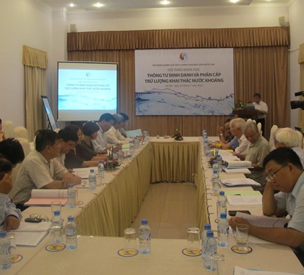 Seminario sobre la reserva de agua mineral en Vietnam