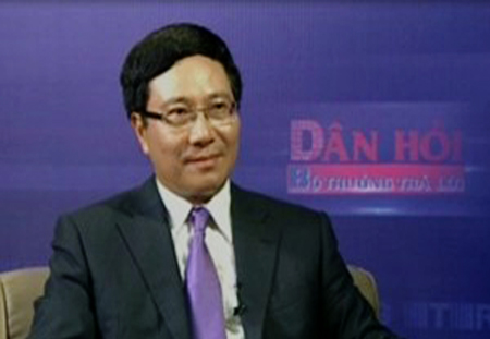 Canciller de Vietnam trata sobre ventajas del nacimiento de comunidad ASEAN