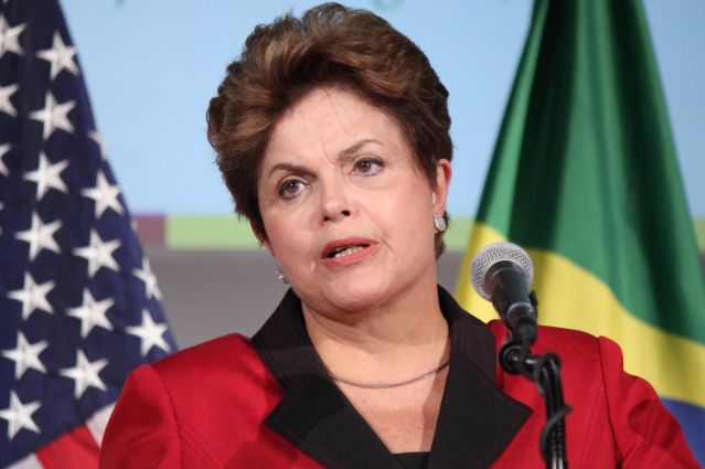 Rousseff cancela misión para preparar su visita a EE.UU.