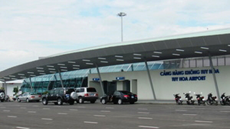 Queda abierta la zona de aviación civil del aeropuerto Tuy Hoa