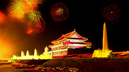 Dirigentes de Vietnam felicitan a sus homólogos chinos por fecha nacional