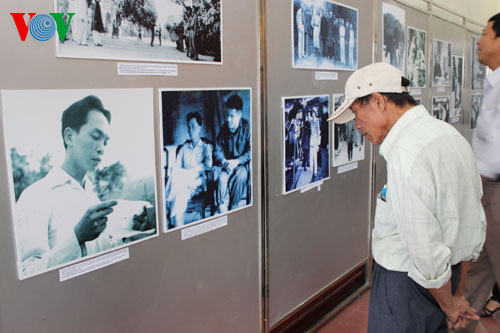 Exposición sobre el general Vo Nguyen Giap capta atención de compatriotas y amigos del mundo