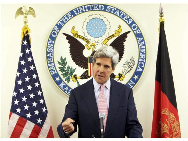 Secretario de Estado de EE.UU. efectúa visita sorpresiva a Afganistán