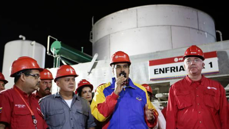 Venezuela prioriza democracia comunal y desarrollo industrial