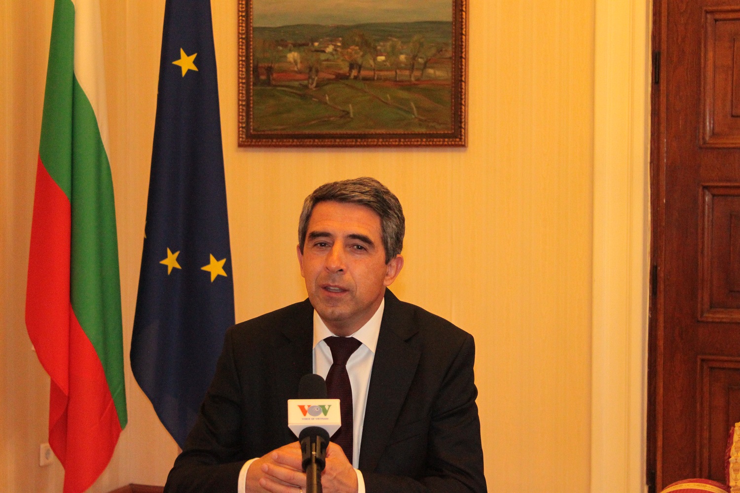 Bulgaria considera a Vietnam como un socio importante en Asia