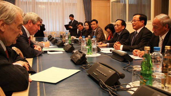 Hanoi impulsa cooperación con 4 capitales europeas