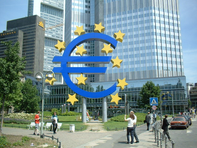Unión Europea exhorta a recuperación económica