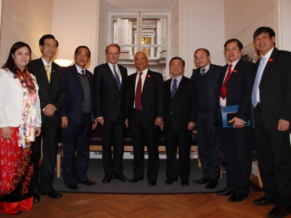 Fortalecen cooperación parlamentaria Vietnam y Suecia