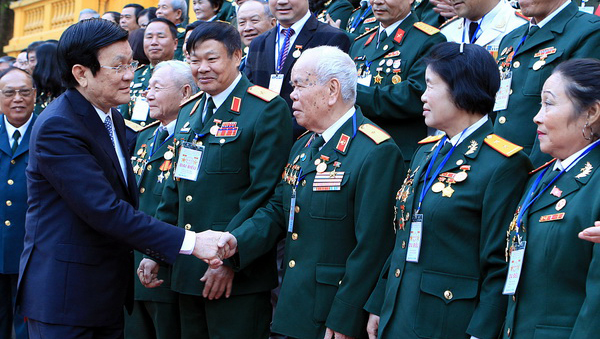 Veteranos vietnamitas mantienen energías para aportar al desarrollo del país