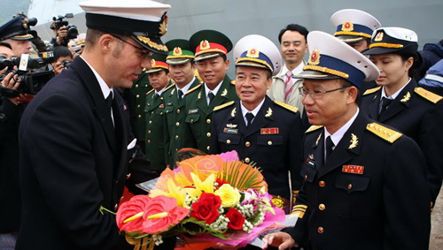 Vietnam y Reino Unido profundizan colaboración de seguridad