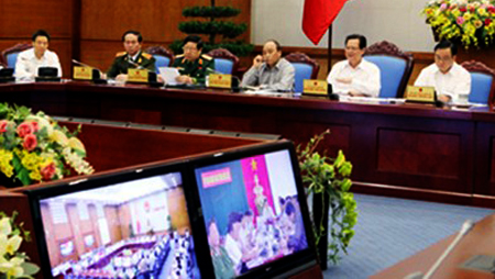 Gobierno central y localidades en teleconferencia sobre desarrollo socioeconómico