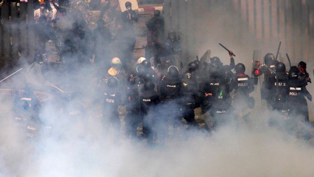 Gobierno tailandés celebrará elecciones anticipadas pese a violencia