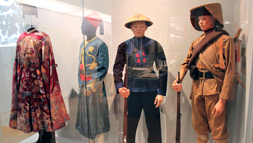 Celebran exposición sobre imperio colonial francés en Indochina