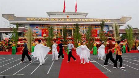 Provincia Hau Giang celebra décimo aniversario de fundación