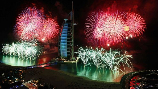 Pueblos de todo el mundo celebran el año nuevo 2014