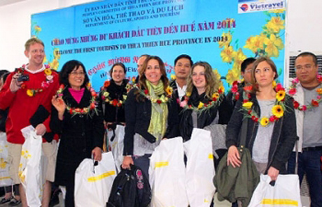 Provincia Thua Thien-Hue recibe 3 mil 500 visitantes al despuntar 2014