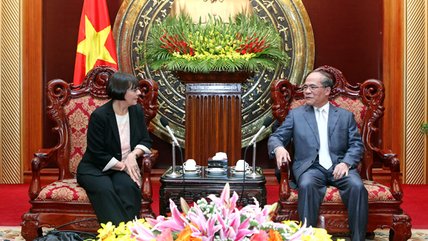 En Vietnam vicepresidenta de la Cámara Baja de Italia