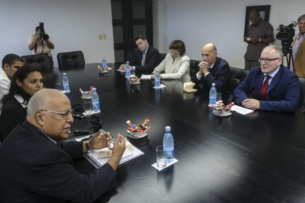 Holanda aboga por diálogo de Unión Europea con Cuba