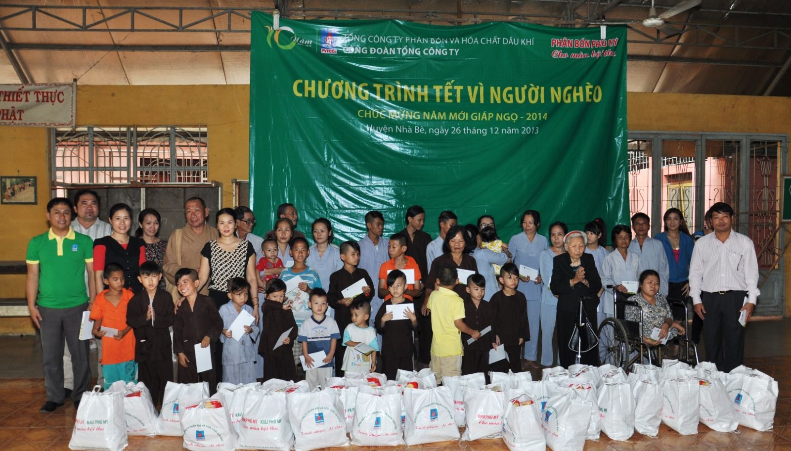 Garantizan una fiesta del Tet alegre para todos