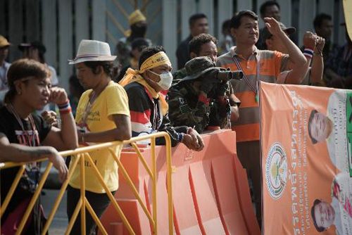 Tailandia comienza sufragio general en ambiente preocupante