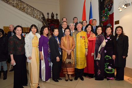 Vietnamitas en ultramar se reúnen en la tradicional fiesta del Tet