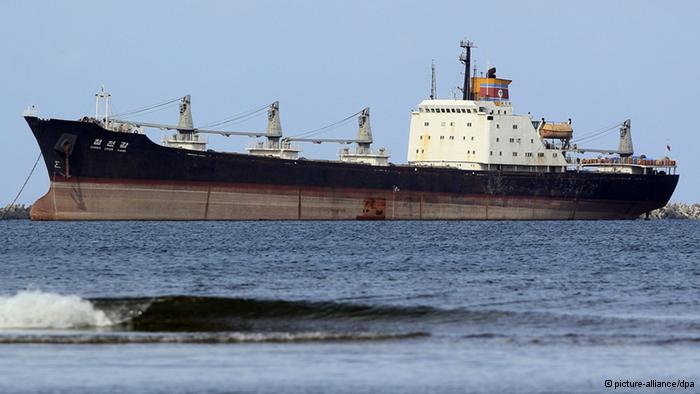 Liberan barco norcoreano retenidos con armas en Panamá