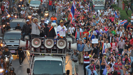 Tailandia: manifestantes bloquean sede de gobierno