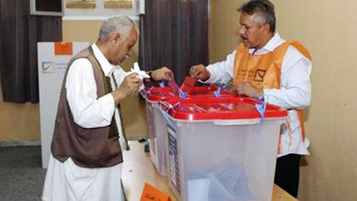 Estallan bombas en 5 colegios electorales de Libia