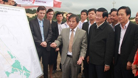 Urge presidente vietnamita desarrollo de economía marítima en Phu Yen