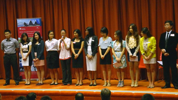 Homenaje a estudiantes vietnamitas sobresalientes en Australia