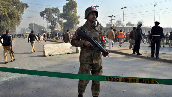 Pakistán anuncia nueva política de seguridad para contrarrestar fuerzas insurgentes